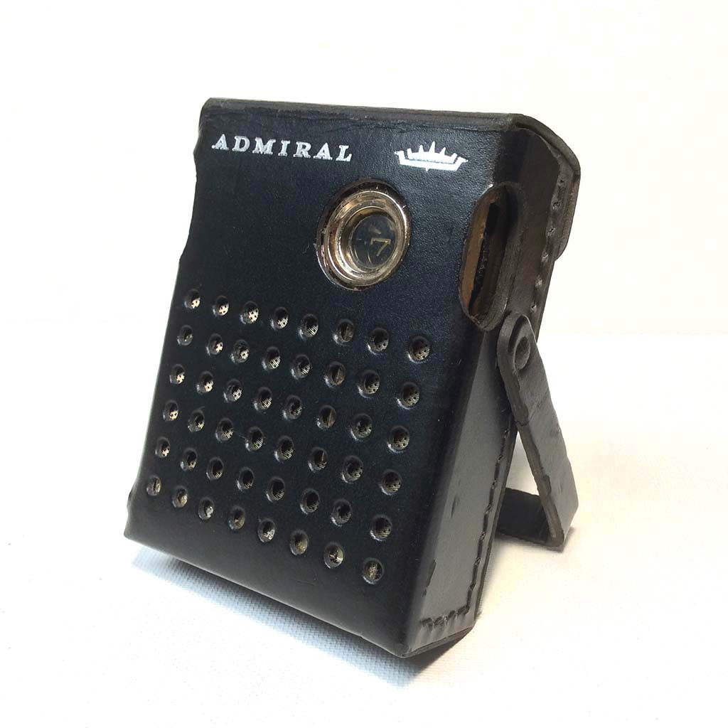 Admiral 6-Transistor Radio Y2307GPN 6M3NA (1968)