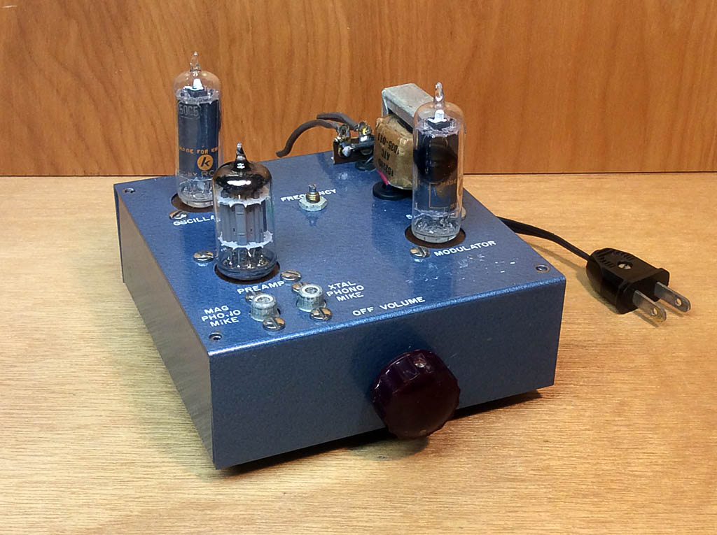 Allied Radio Corp. Knight-Kit Wireless Broadcaster-Amplifier  (1964)